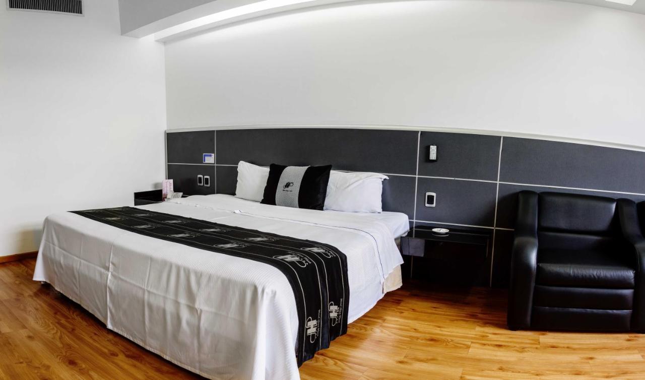 Hotel Ibiza Plaza Mexikóváros Kültér fotó
